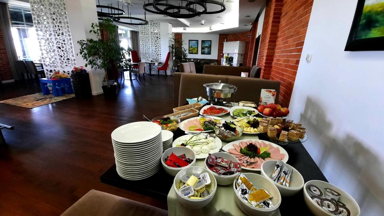 Hotel Weranda Lopuszno Jedle  エクステリア 写真