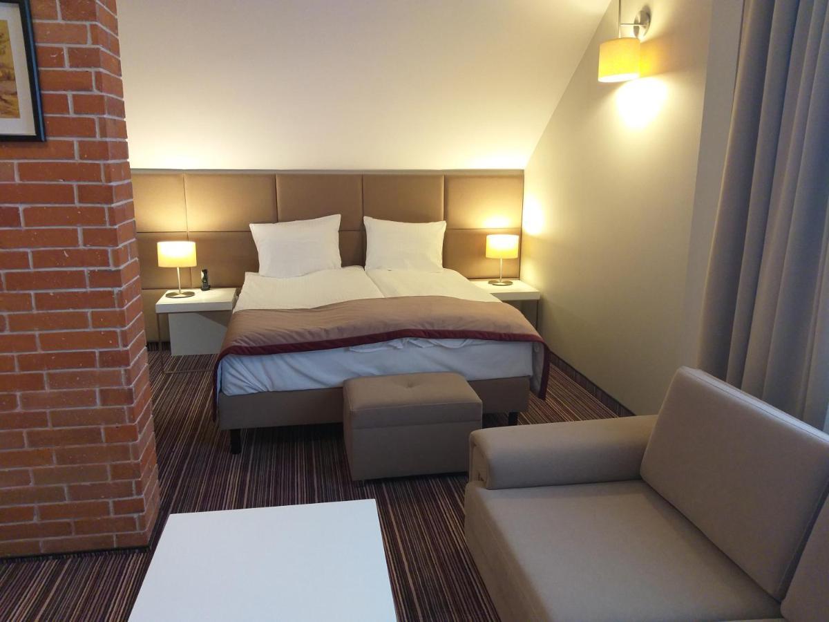 Hotel Weranda Lopuszno Jedle  エクステリア 写真
