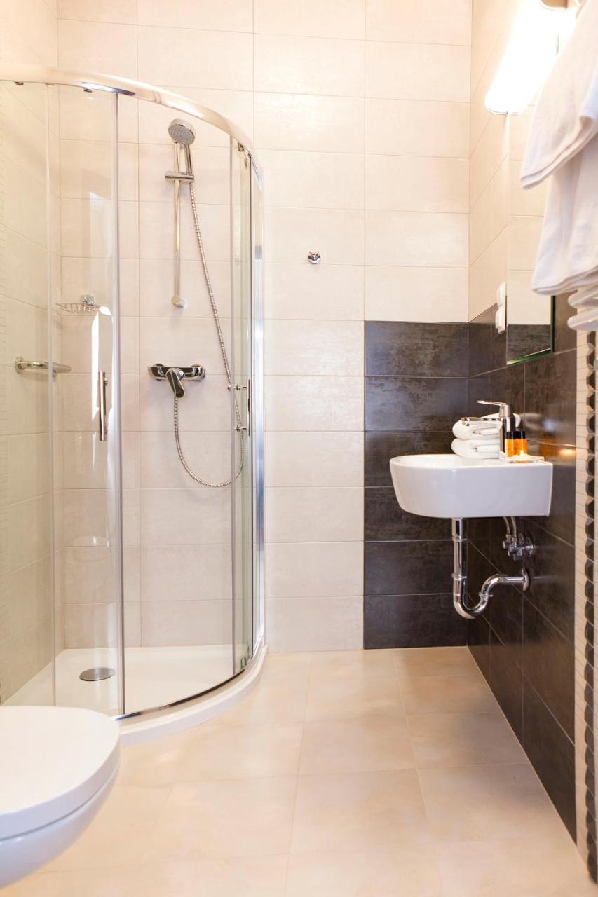 Hotel Weranda Lopuszno Jedle  エクステリア 写真