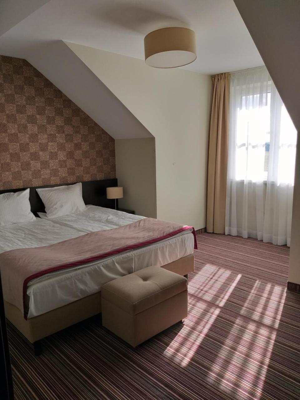 Hotel Weranda Lopuszno Jedle  エクステリア 写真