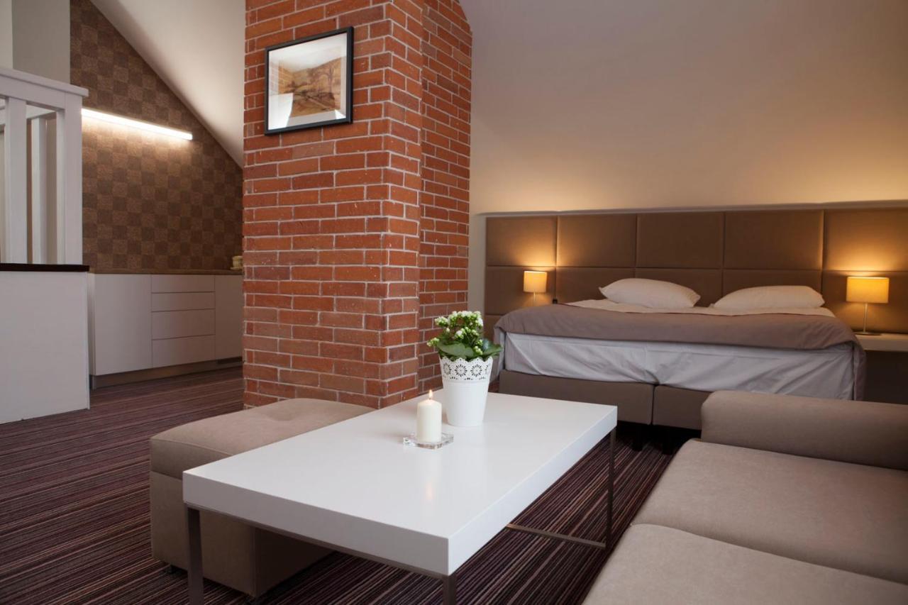 Hotel Weranda Lopuszno Jedle  エクステリア 写真